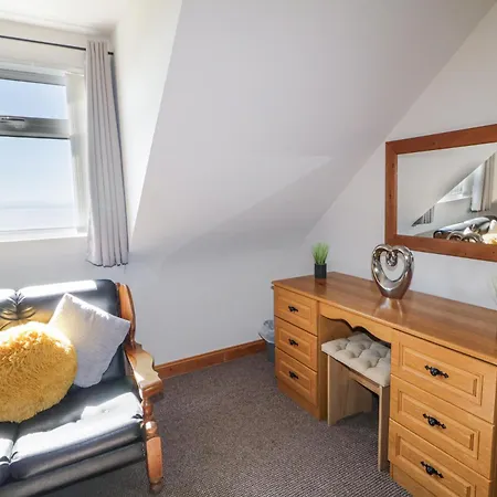 Сasa de vacaciones Tullyally Red Castle