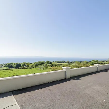 Prázdninový dům Tullyally *