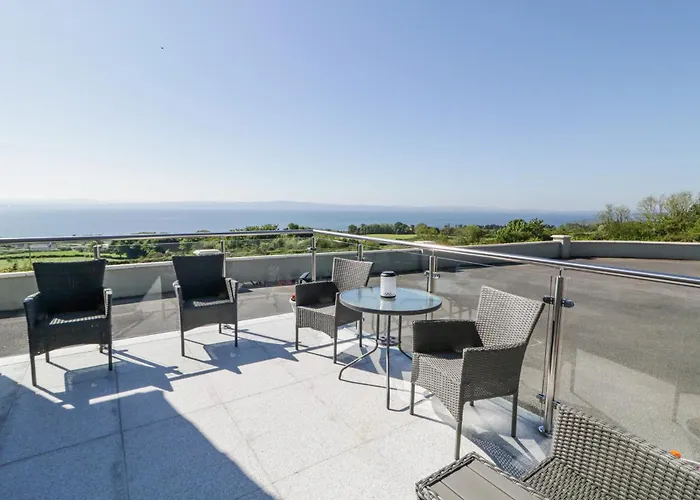 Tullyally * Редкасл