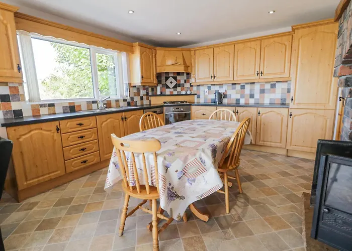 Tullyally * Редкасл